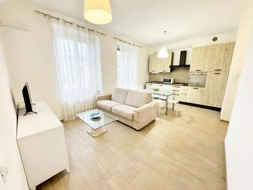 Appartamento in affitto a Alassio