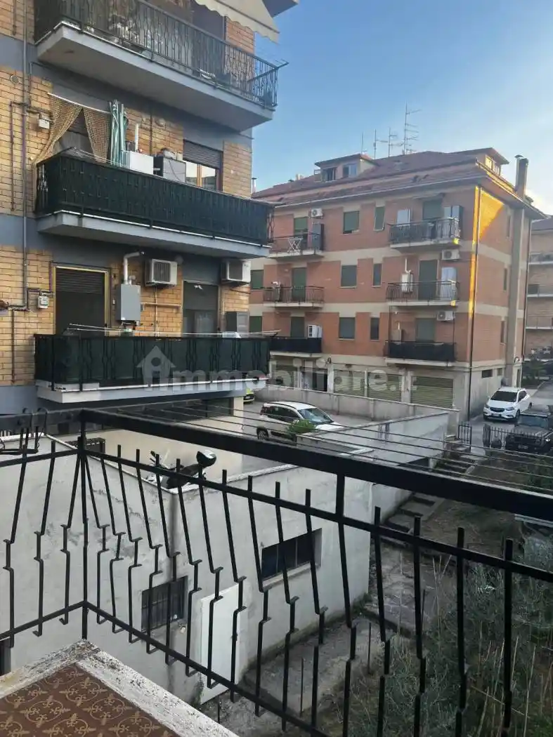 Appartamento in affitto a Folignano