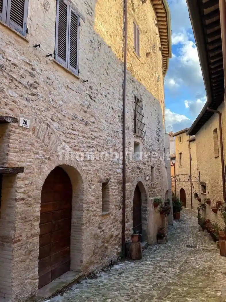 Appartamento in vendita a Nocera Umbra