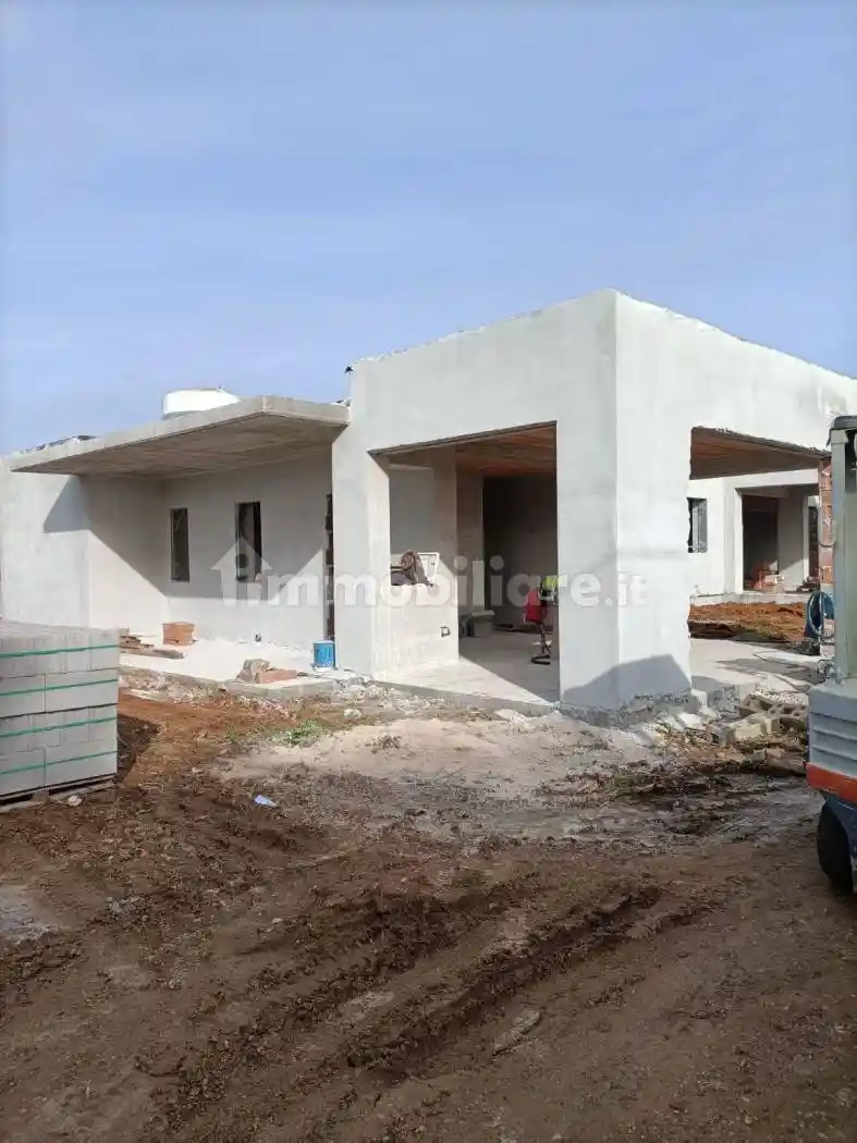 Villa in vendita a Nettuno