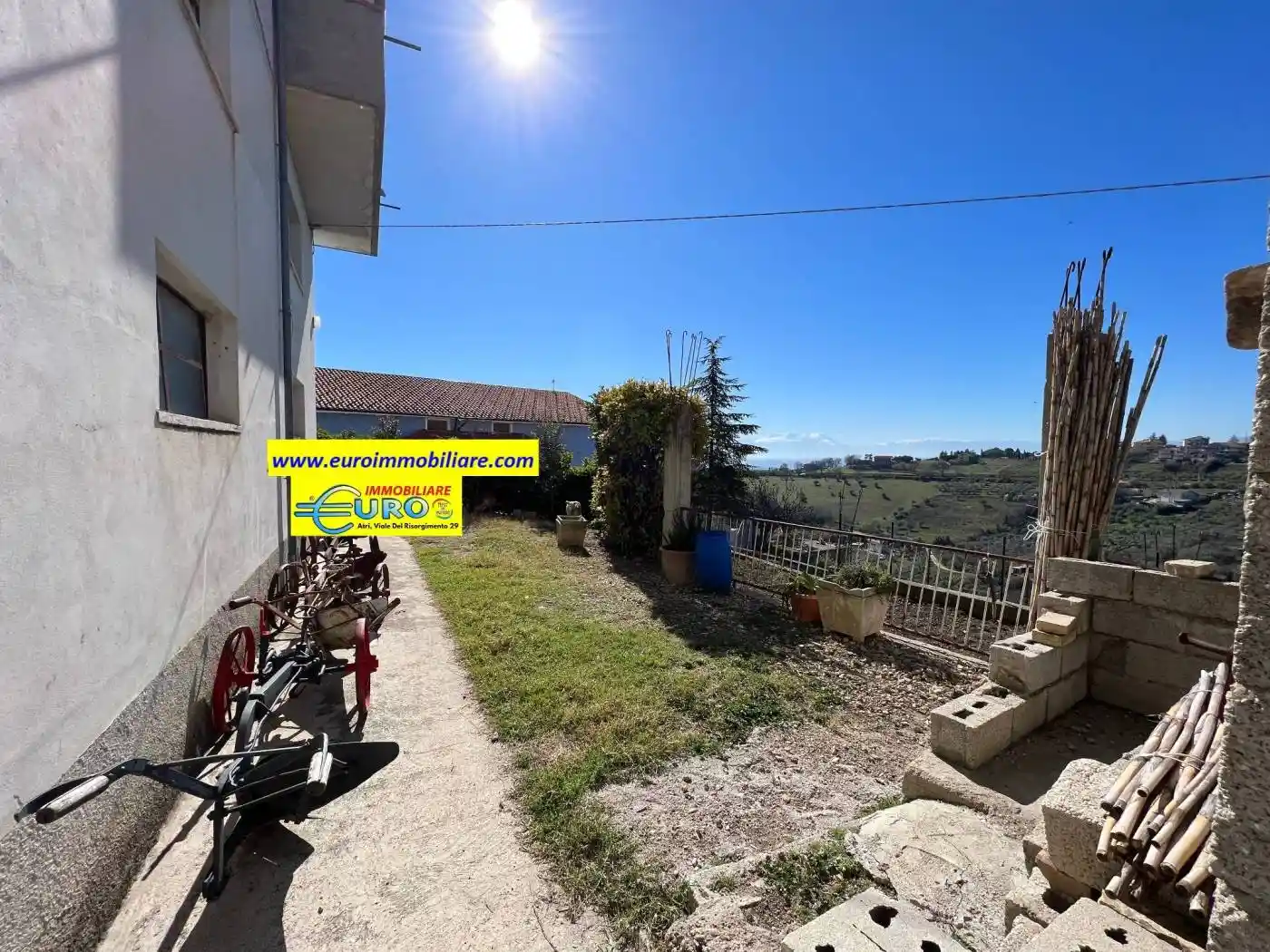 Villa unifamiliare via San Massimiliano Kolbe 30, Centro, Atri - foto 2
