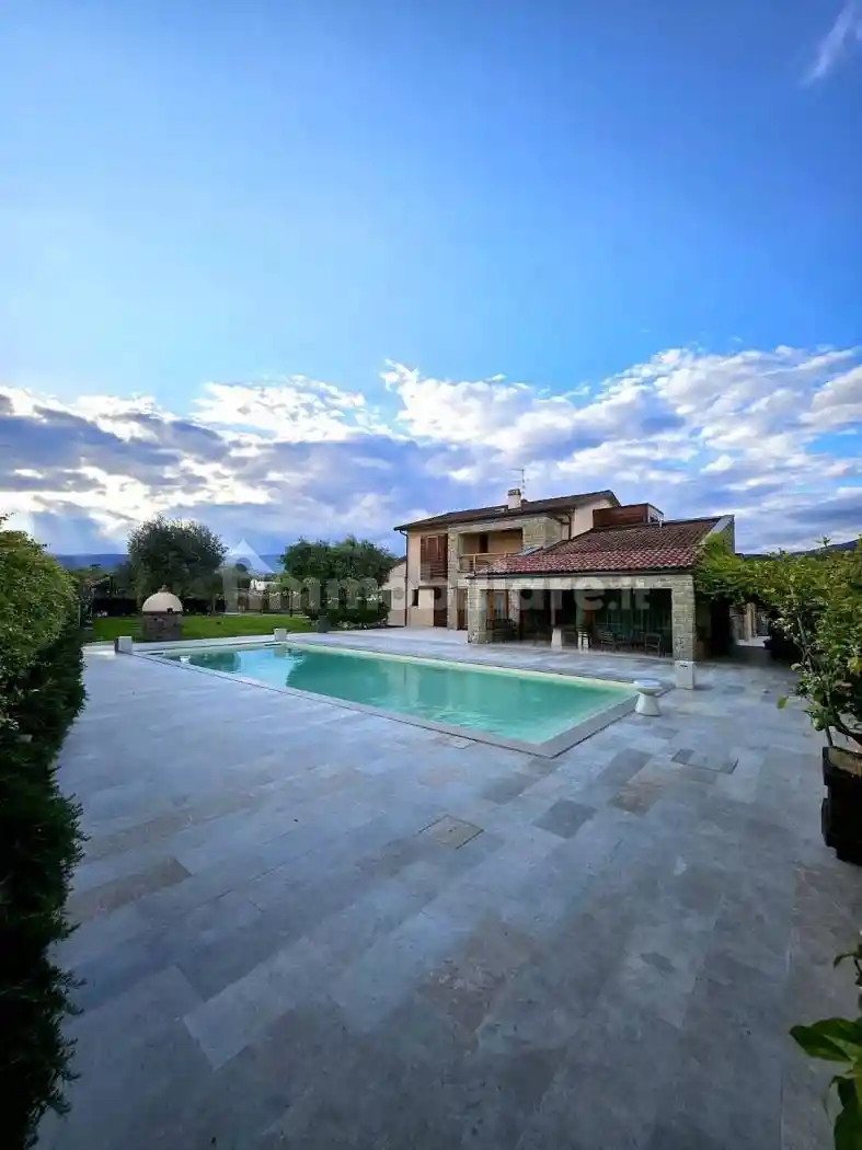 Villa unifamiliare, ottimo stato, 380 m², Candeglia, Pistoia - foto 2