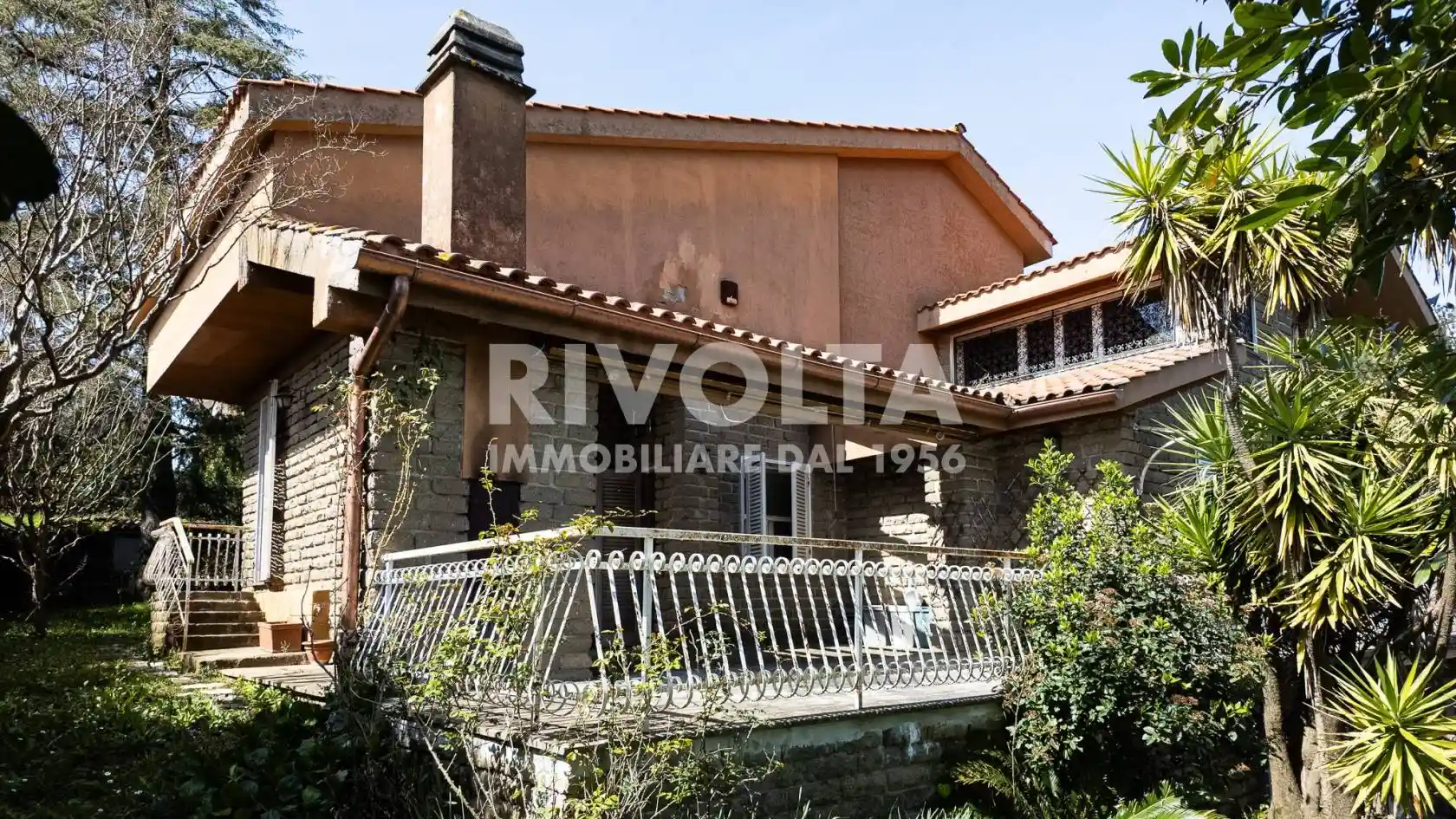 Villa in vendita a Manziana