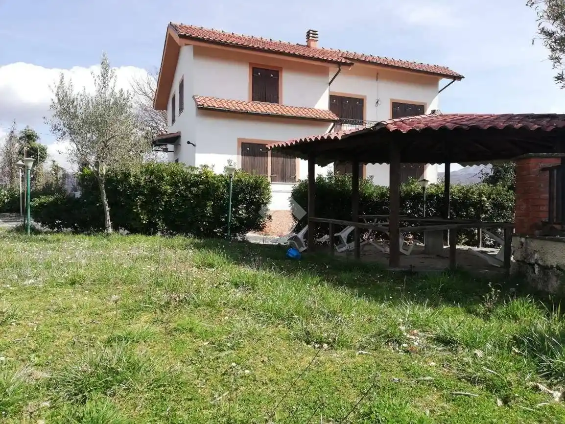 Villa in vendita a Bellegra