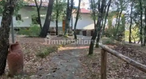 Villa in vendita a Reggello