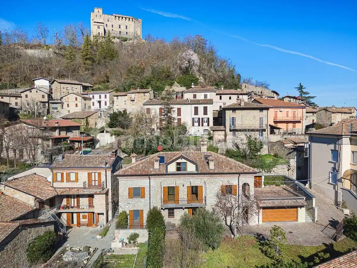 Rustico - Casale in vendita a Zavattarello