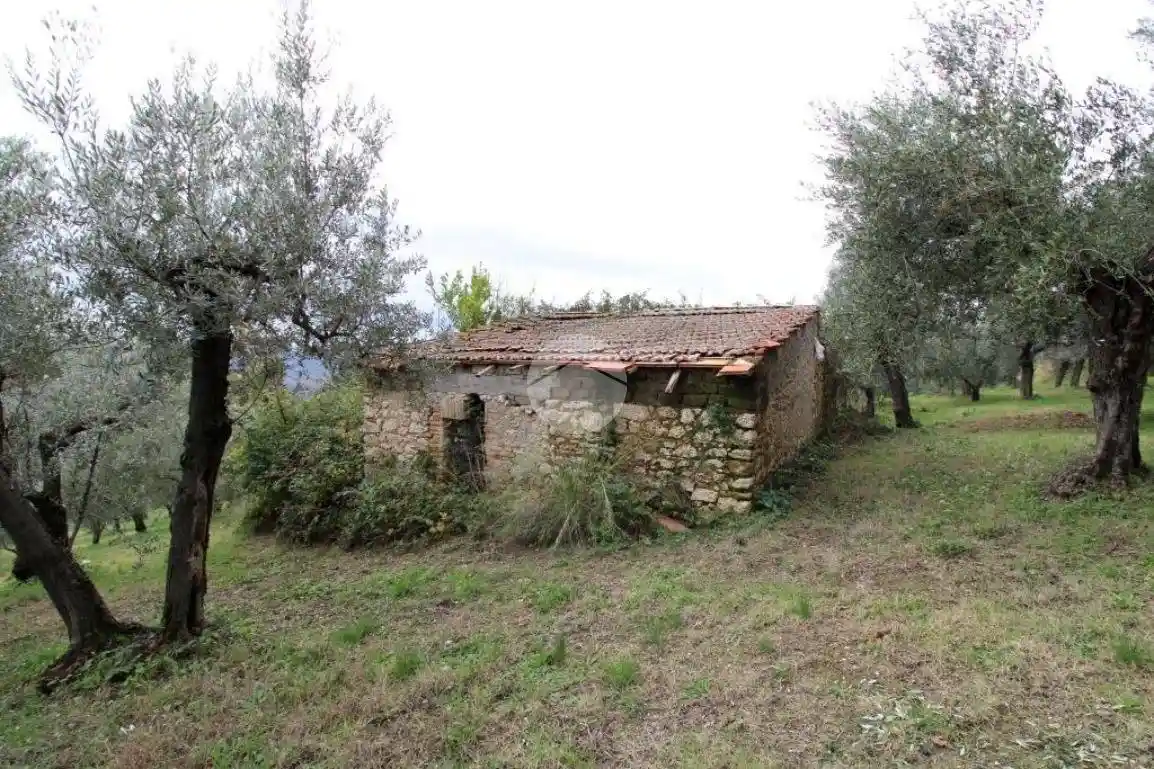 Rustico - Casale in vendita a Fara in Sabina