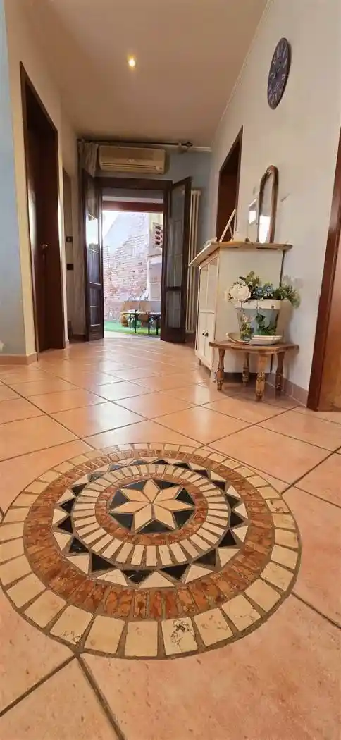 Casa indipendente in vendita a Viadana