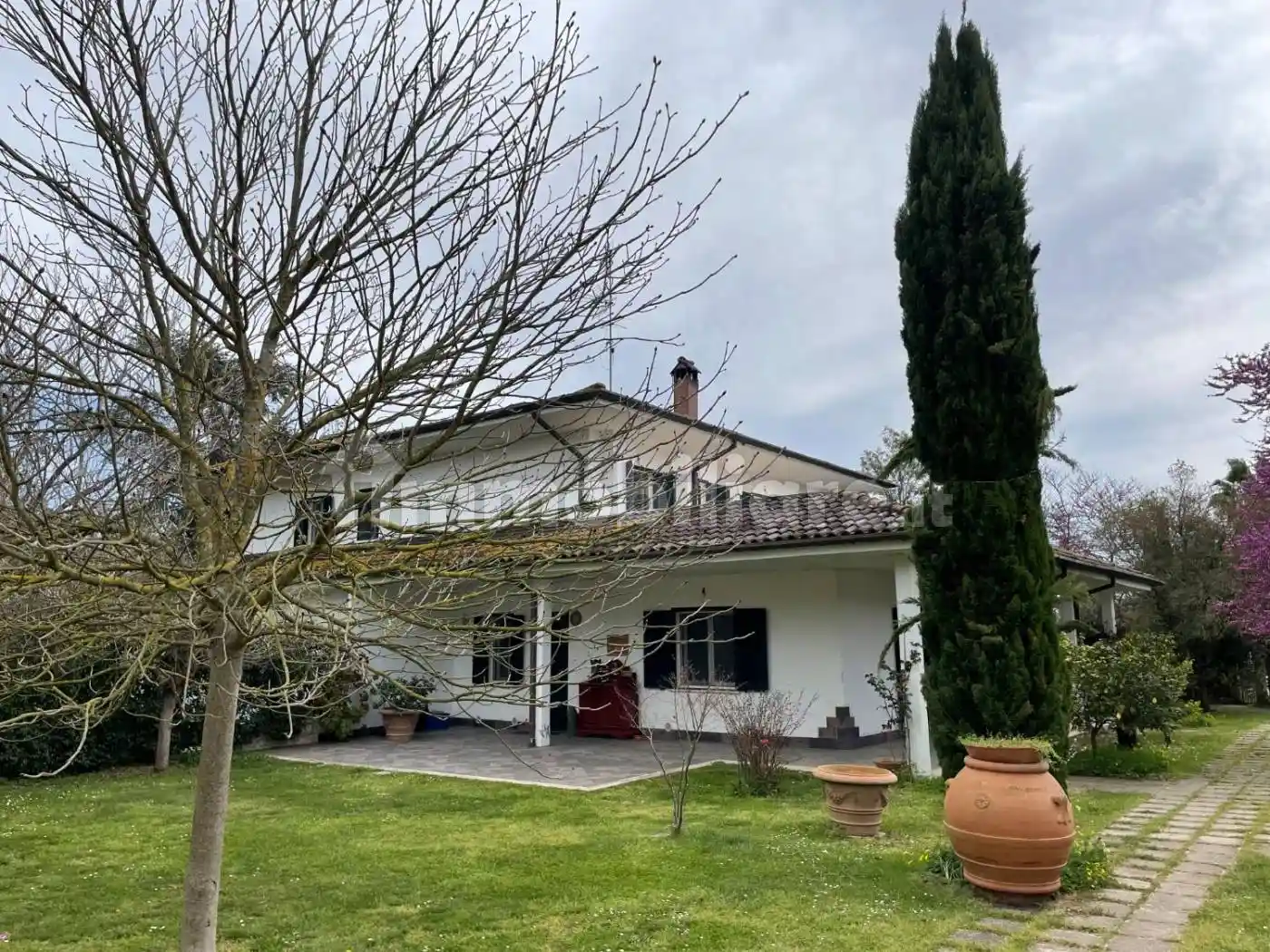 Villa in vendita a Latina