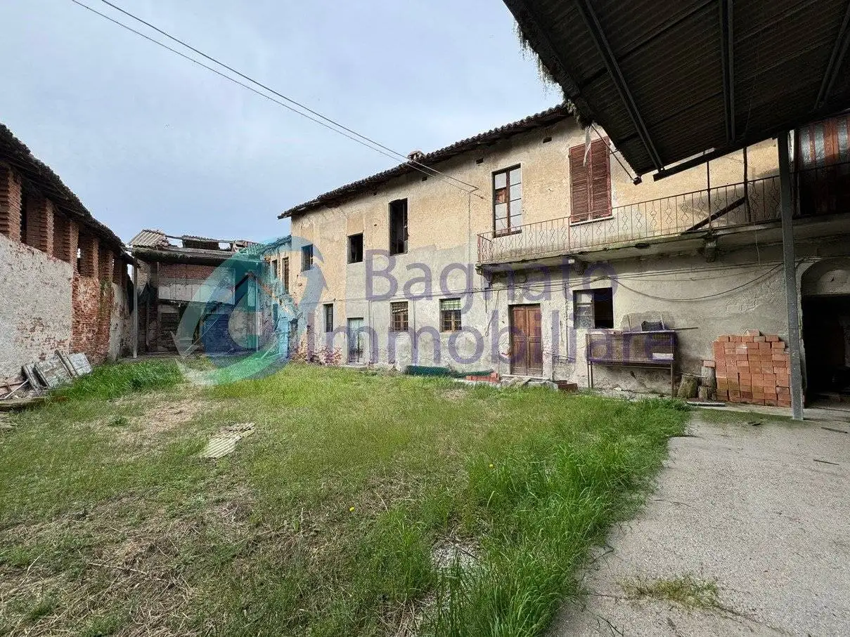 Rustico - Casale in vendita a Sozzago
