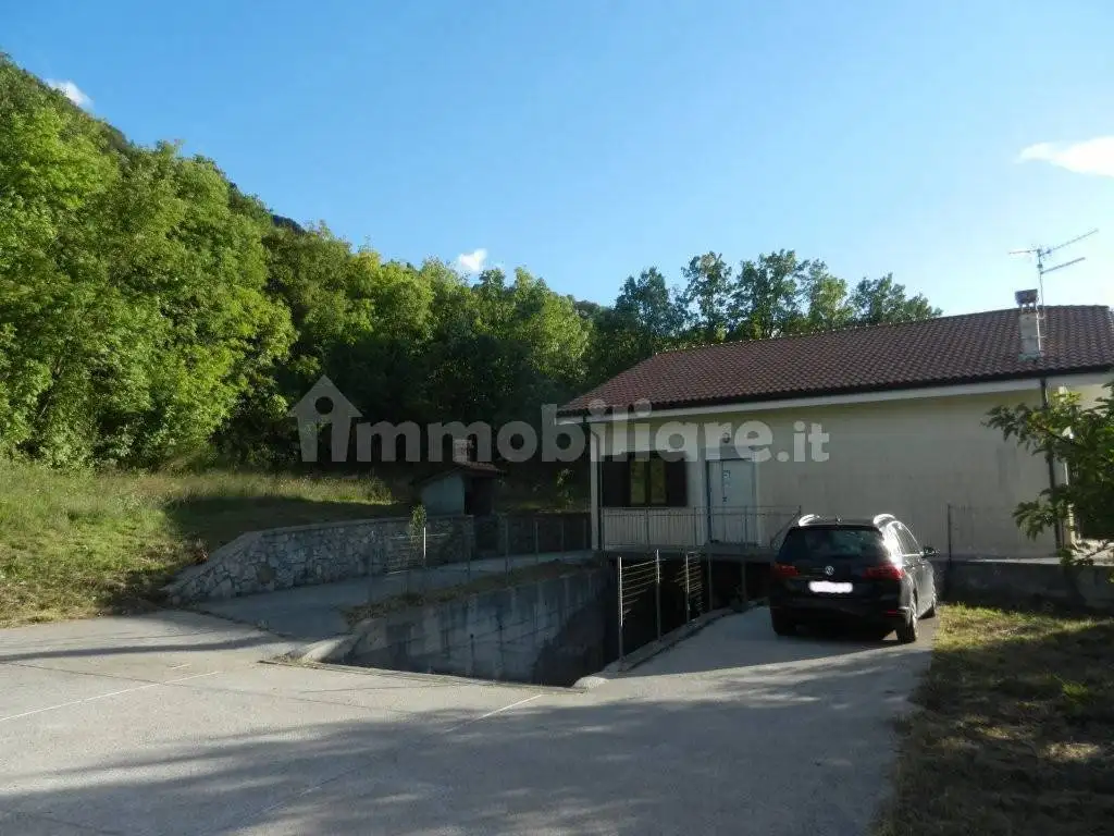 Villa in vendita a Mormanno