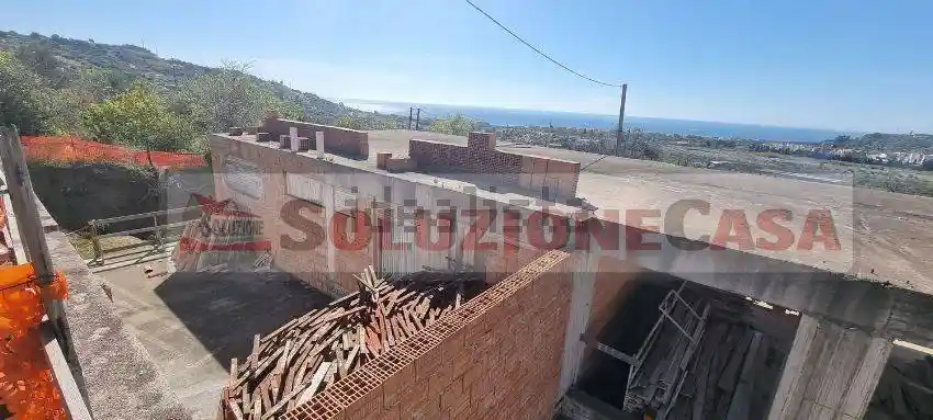 Villa in vendita a Furci Siculo