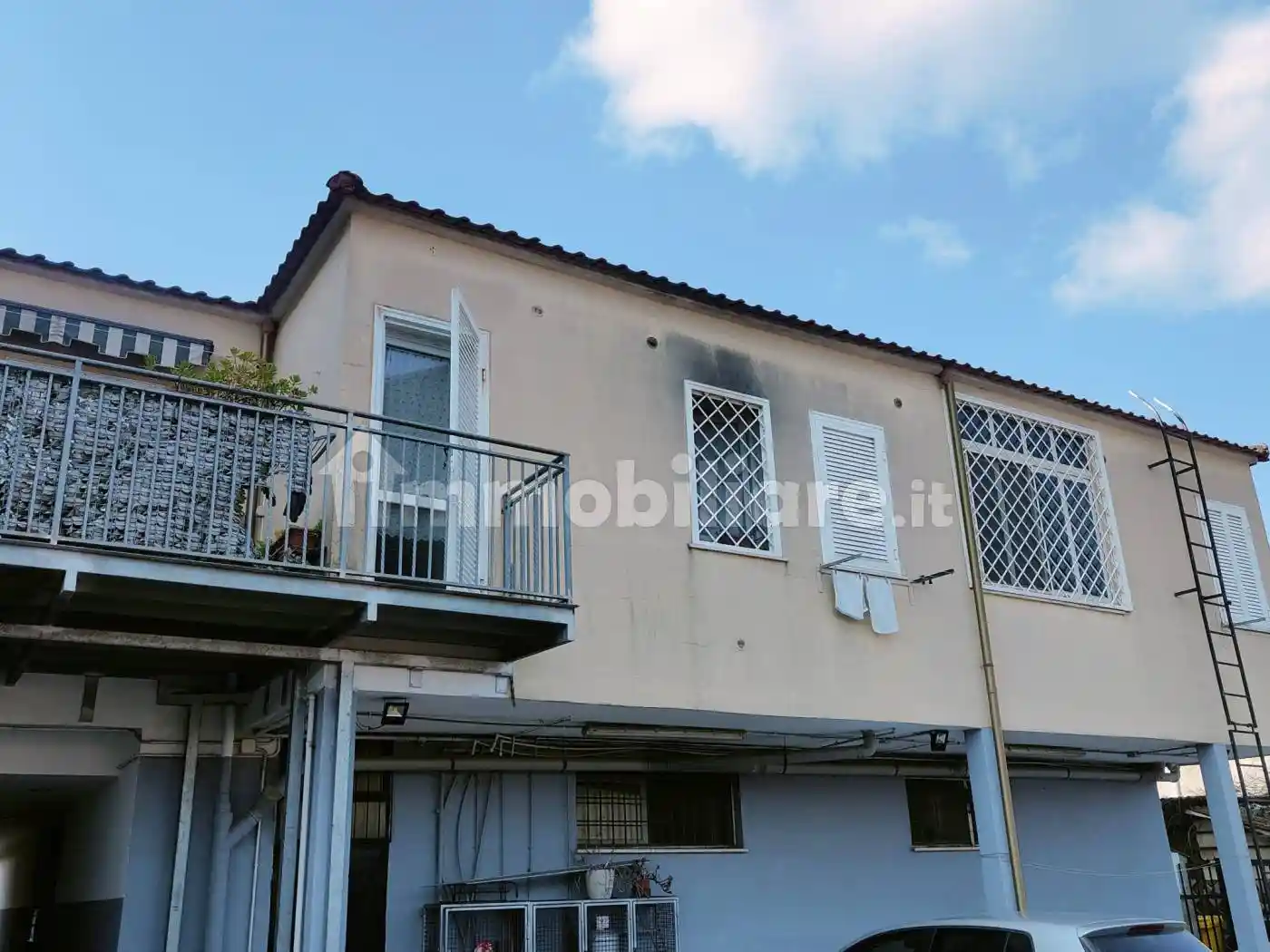 Palazzo - Edificio in vendita a Aprilia