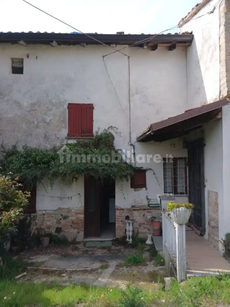 Rustico - Casale in vendita a Piozzano