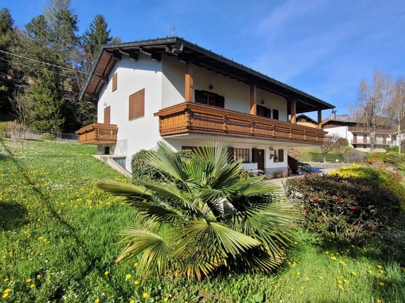 Villa in vendita a Castione della Presolana