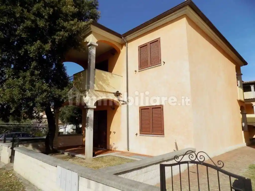 Appartamento in vendita a Torpè
