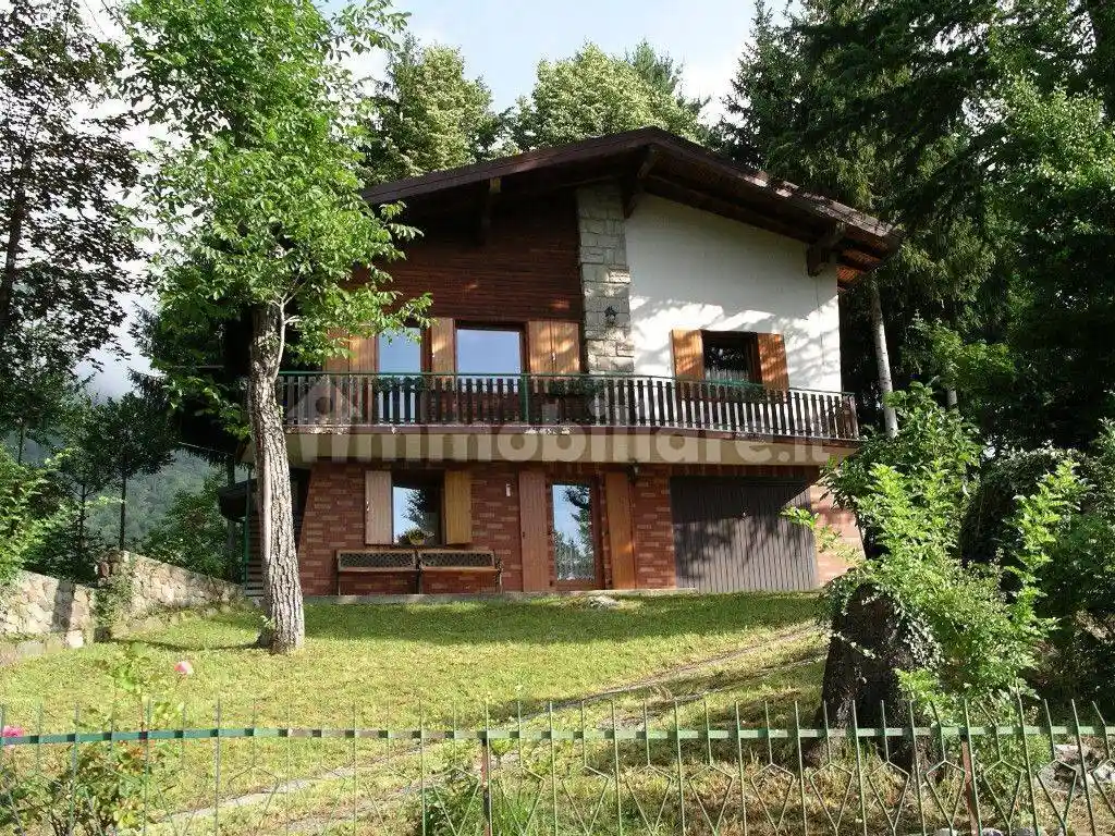 Villa in vendita a Ampezzo
