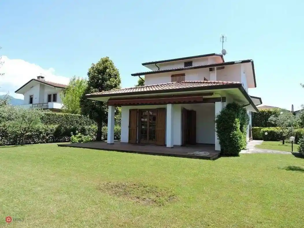 Villa in affitto a Forte dei Marmi