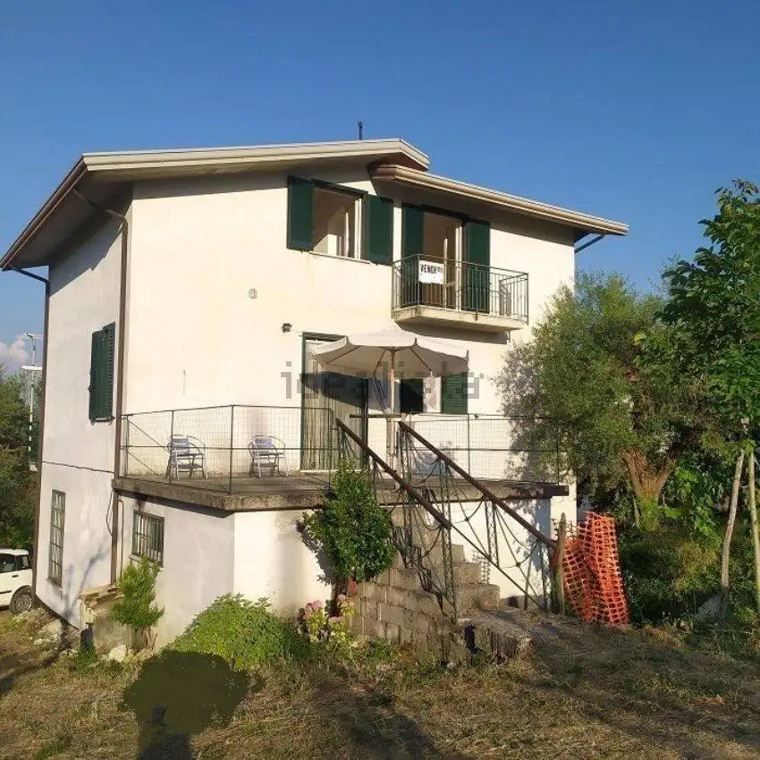 Villa in vendita a Paternopoli