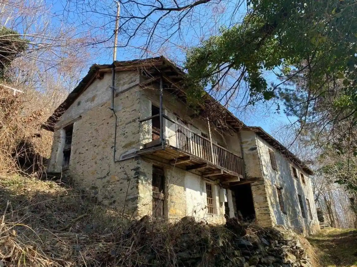 Casa indipendente in vendita a Viù