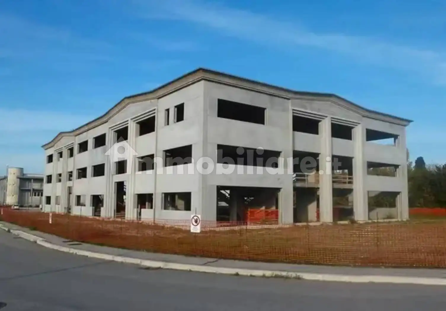 Palazzo - Edificio in vendita a Longiano