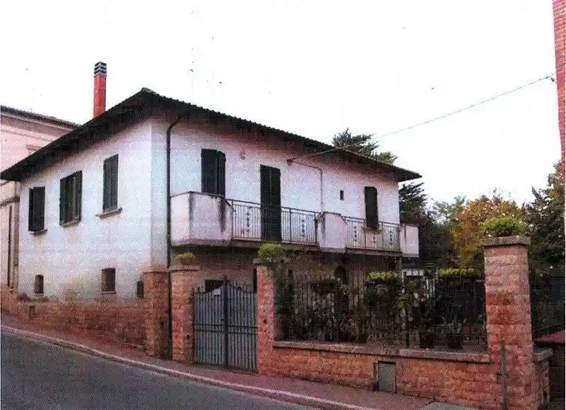 Casa indipendente in vendita a Montepulciano