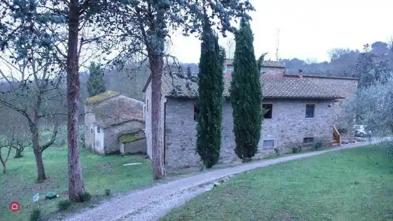 Rustico - Casale in vendita a Cavriglia