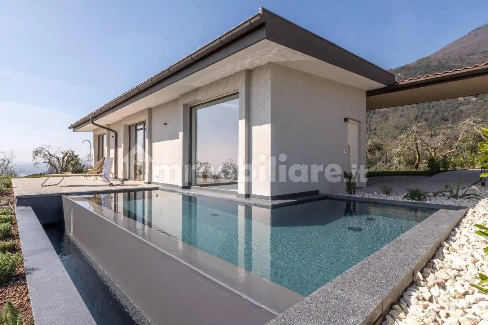 Villa in vendita a Toscolano-Maderno