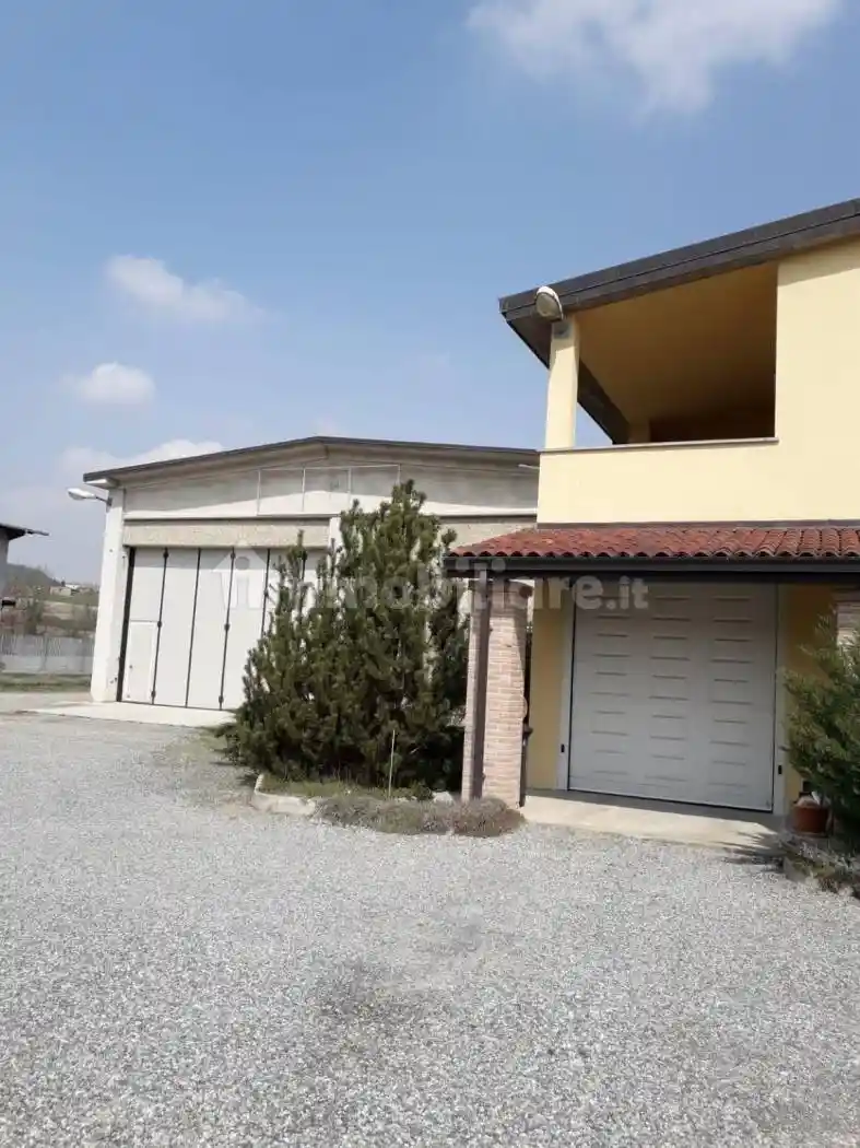 Villa in vendita a Moncalvo