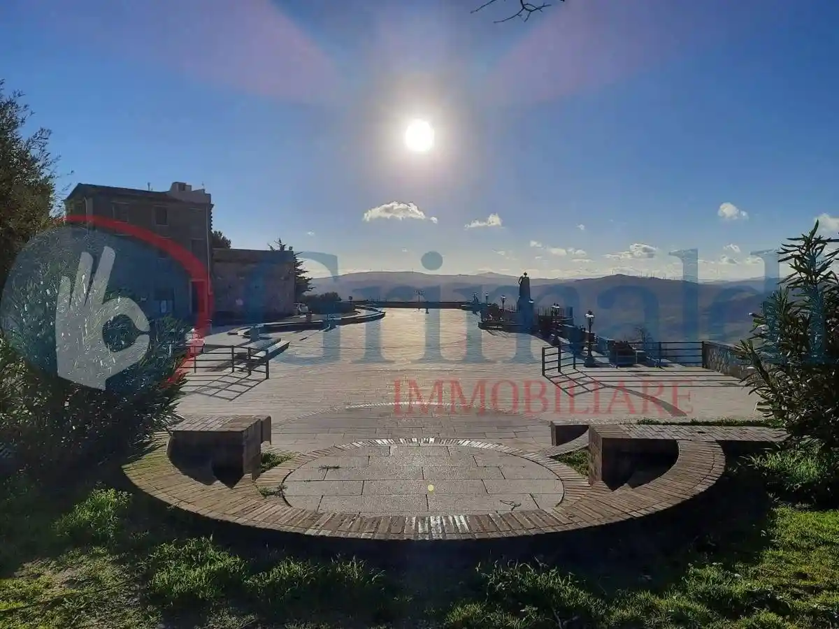 Casa indipendente in vendita a Polizzi Generosa