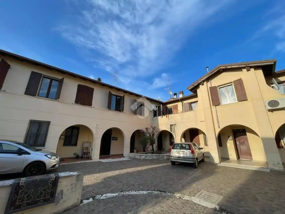 Trilocale via Fossa Regia 1, Centro, Casalromano - foto 3