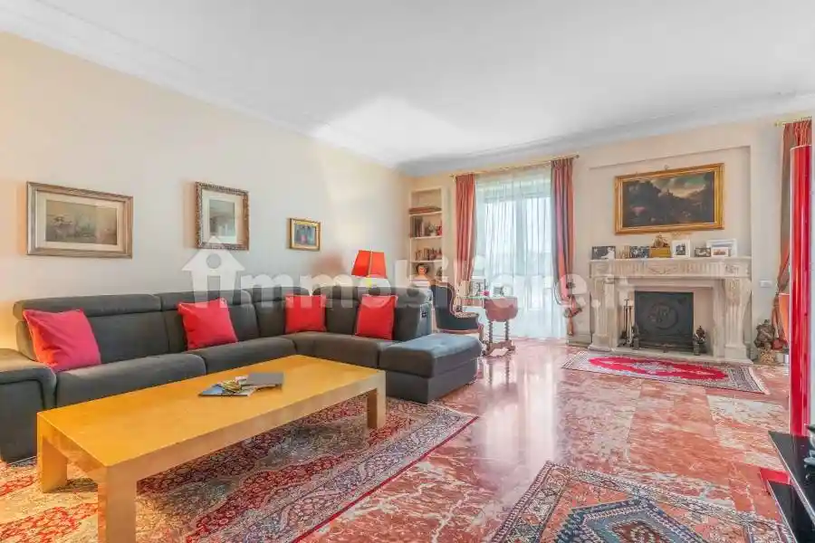 Trilocale via del Vecchio Politecnico 7, Palestro, Milano - foto 2