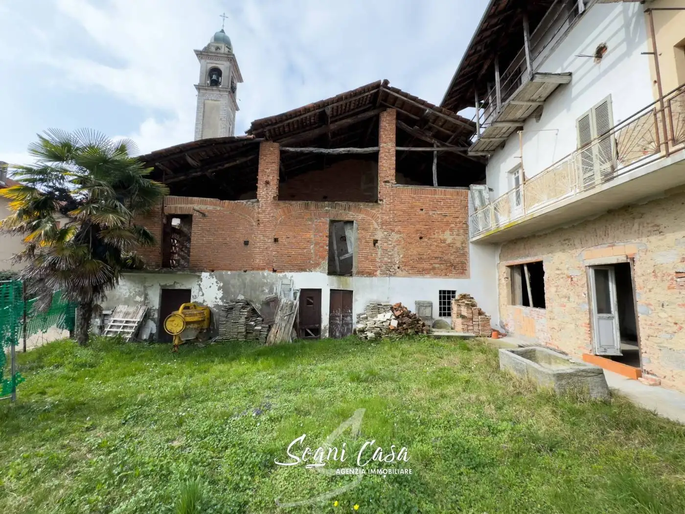 Casa indipendente in vendita a Gattico-Veruno