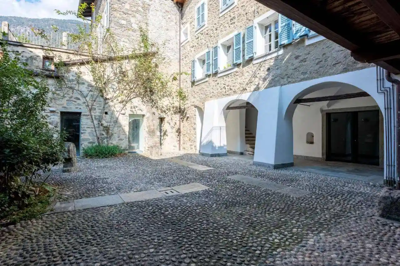 Appartamento in vendita a Sondrio