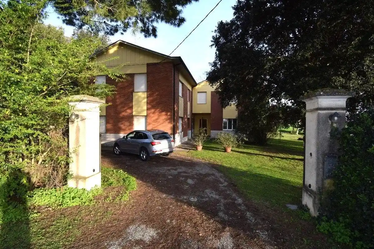 Casa indipendente in vendita a Russi