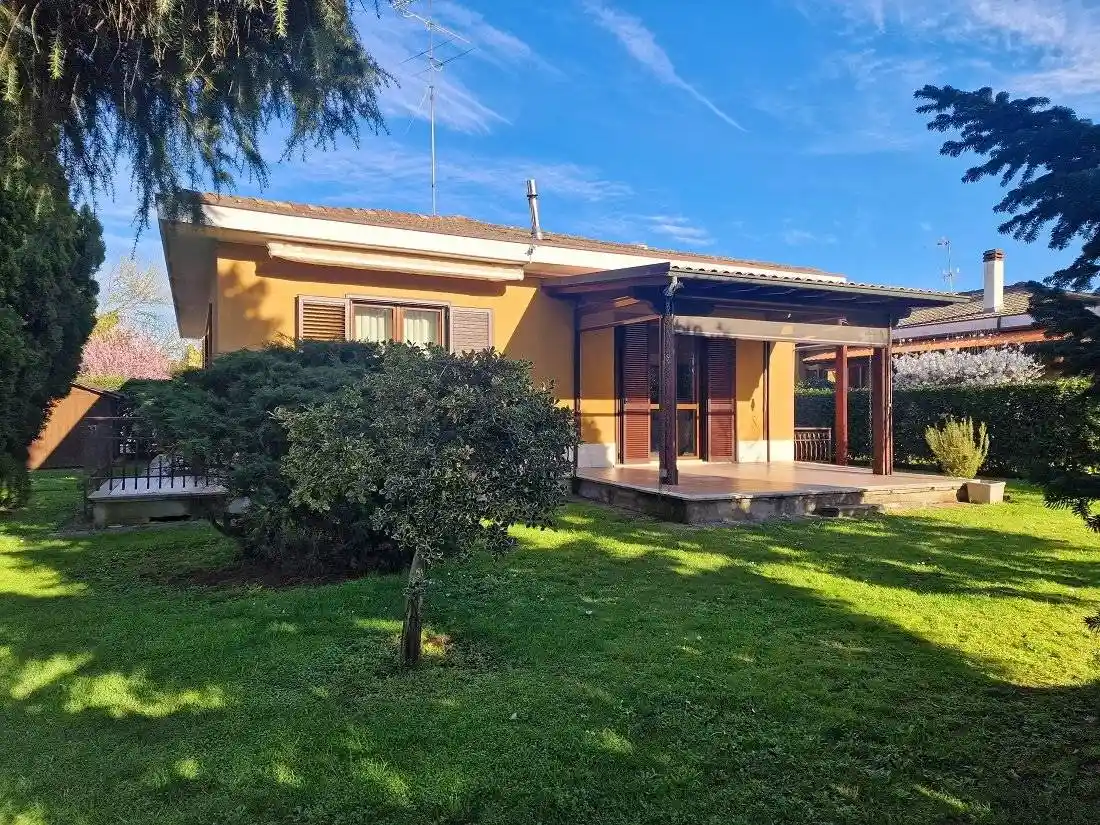 Villa in vendita a Vigevano
