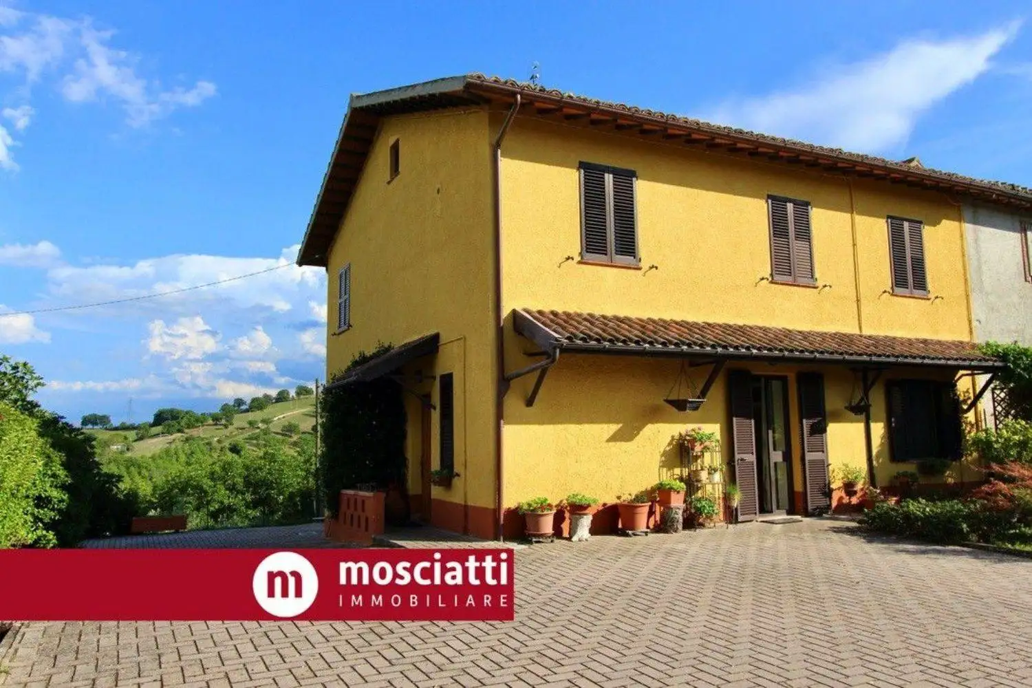 Rustico - Casale in vendita a Esanatoglia