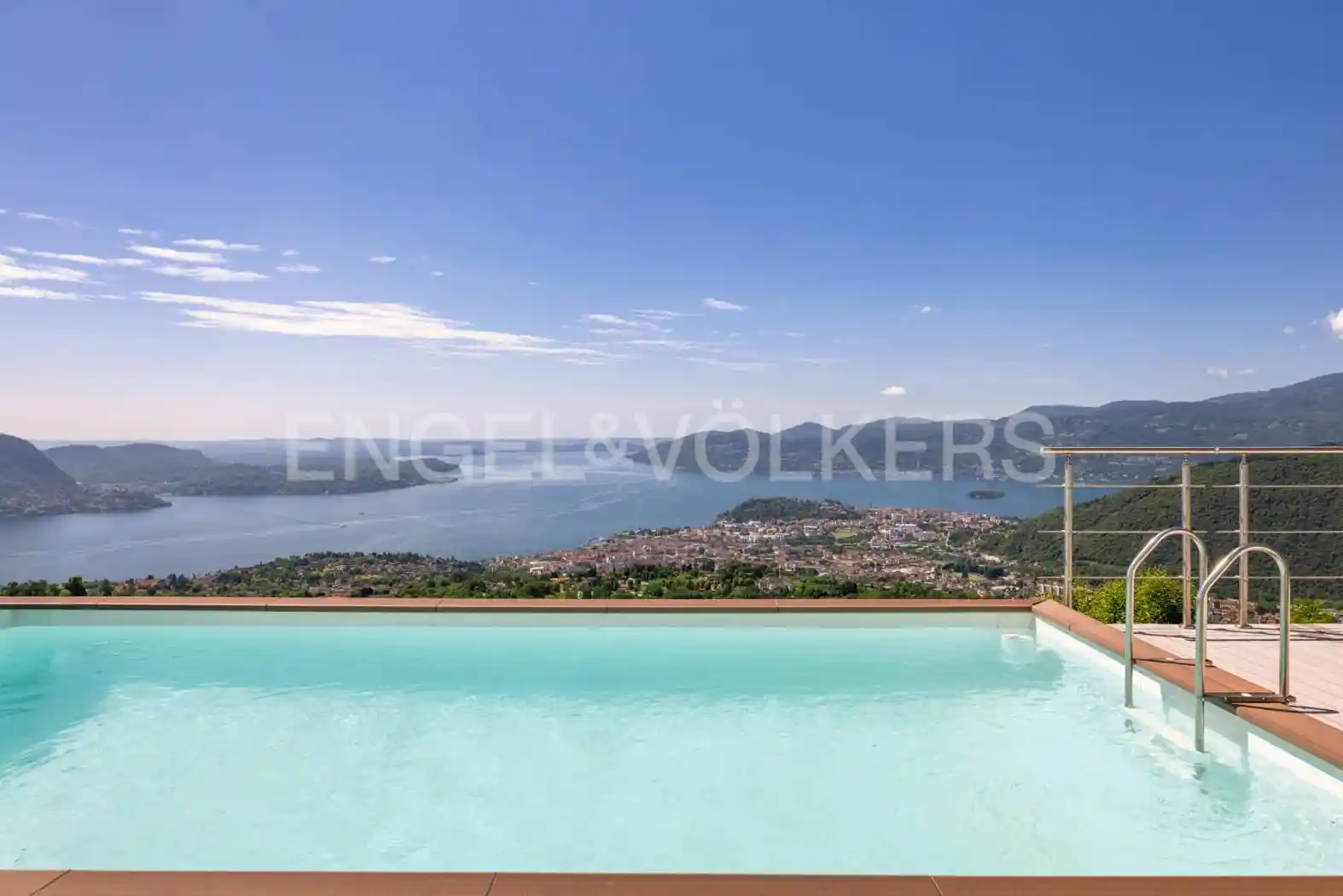 Villa in vendita a Bee