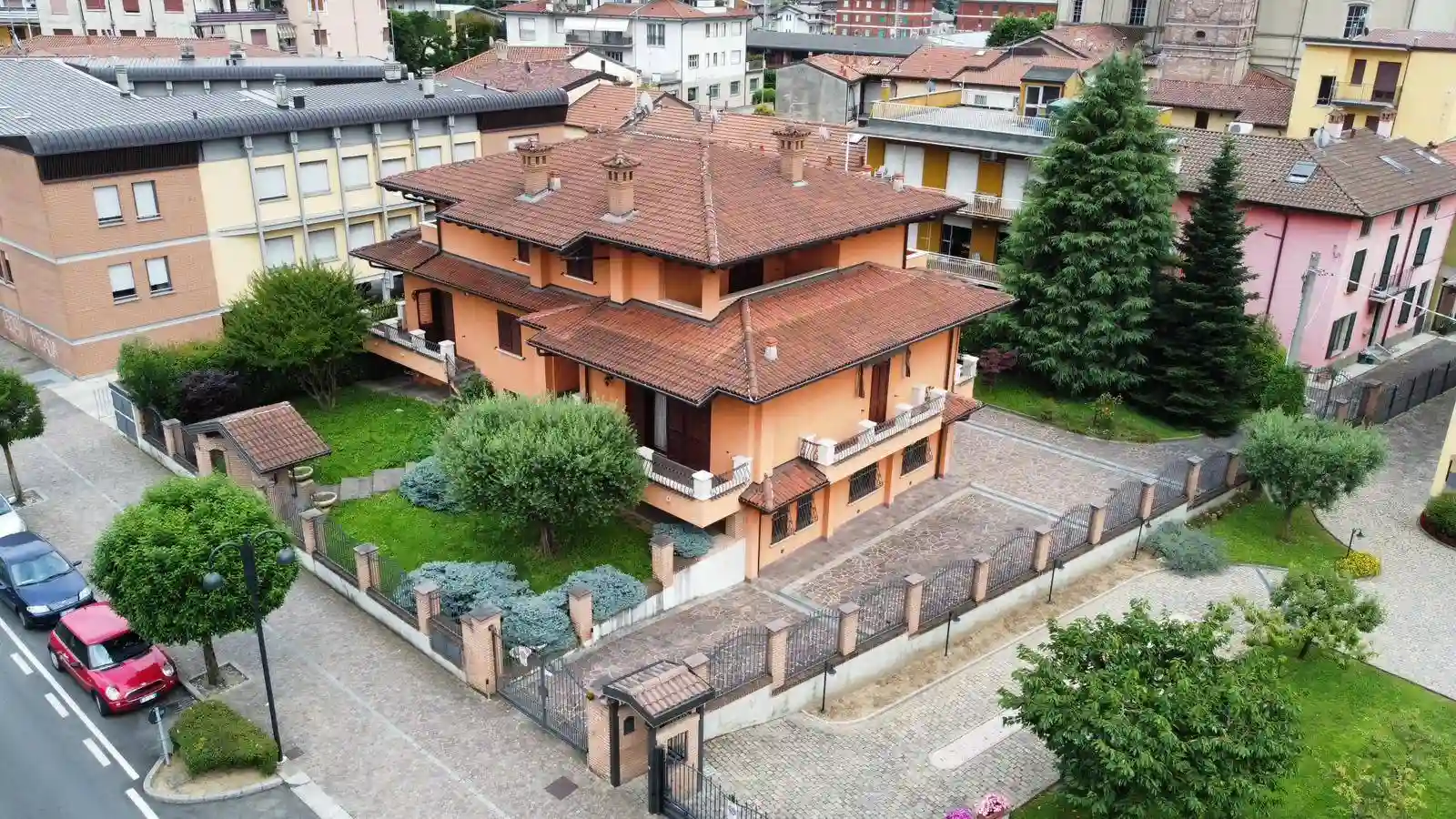 Villa - foto 2