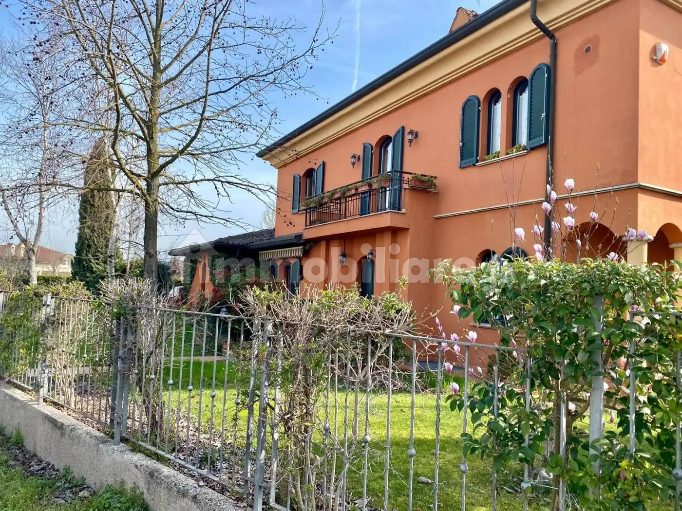 Villa in vendita a Montebello della Battaglia