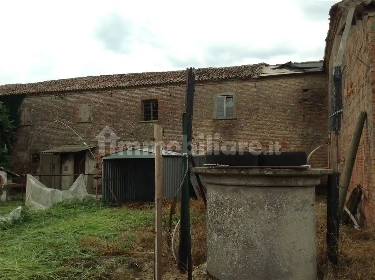 Rustico via Gramsci, 00, Centro, Crespino - foto 2