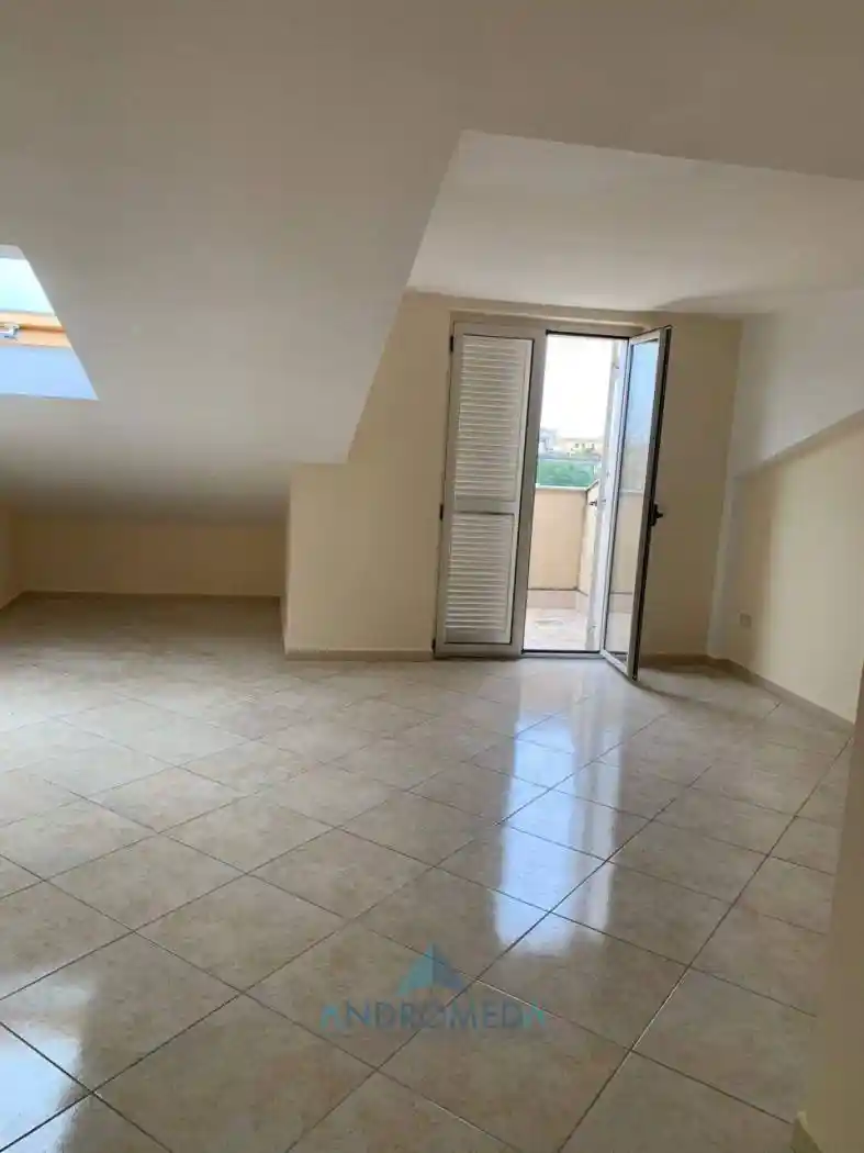 Attico - Mansarda - foto 2