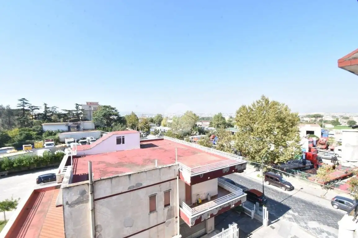 Appartamento in vendita a Pollena Trocchia