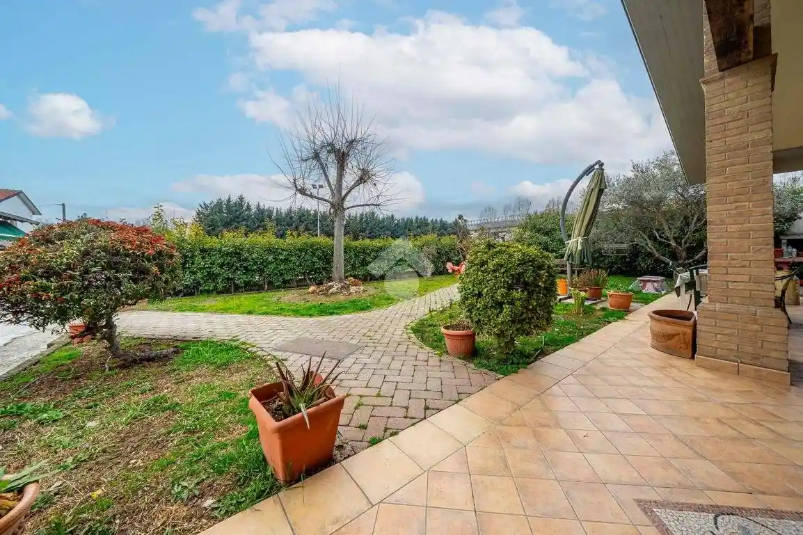 Villa in vendita a Campegine