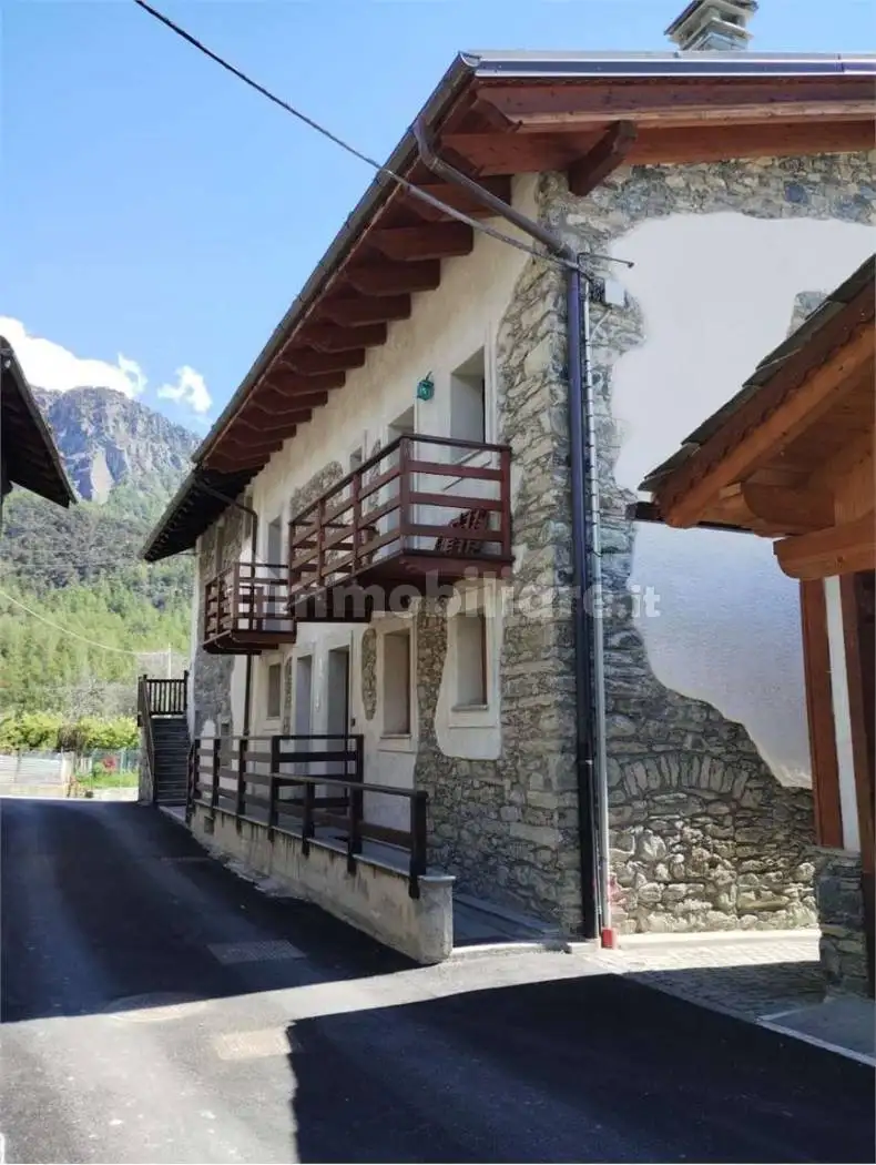 Terratetto unifamiliare 70 m², ottimo stato, Eresaz, Sommarèse, Emarèse - foto 3