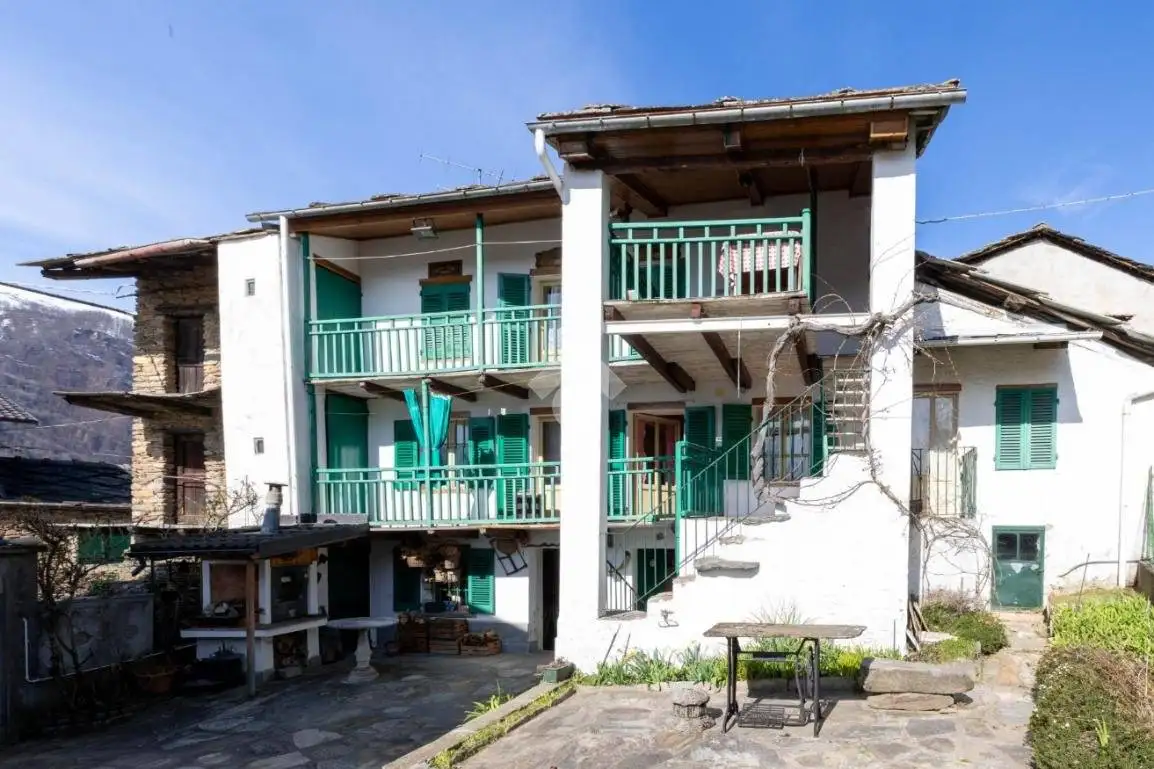 Casa indipendente in vendita a Angrogna