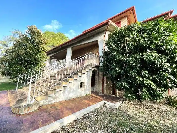 Villa in vendita a Corinaldo