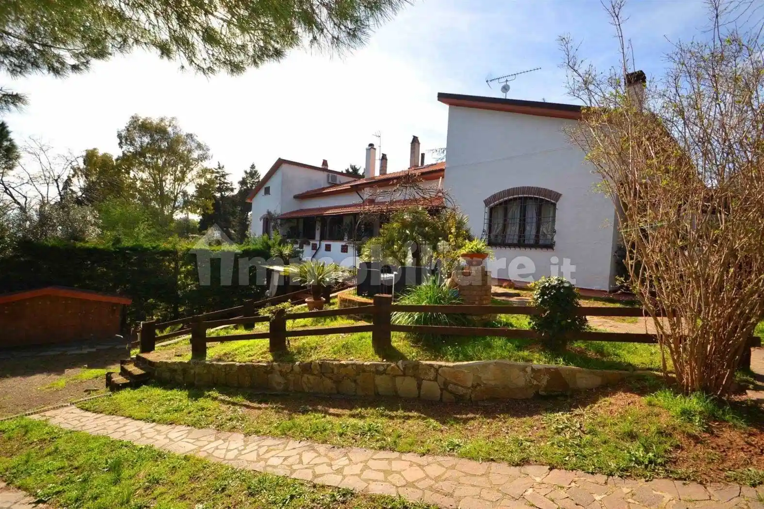 Appartamento in vendita a Rosignano Marittimo