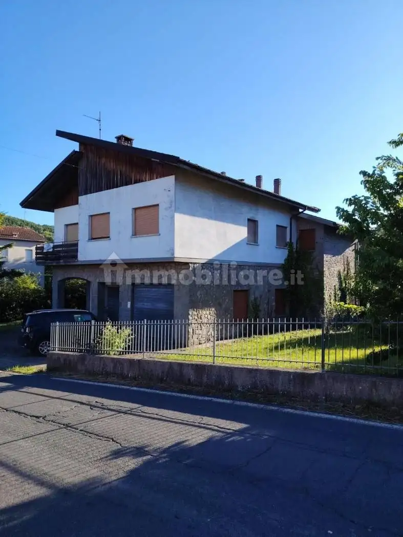 Villa in vendita a San Benedetto Val di Sambro