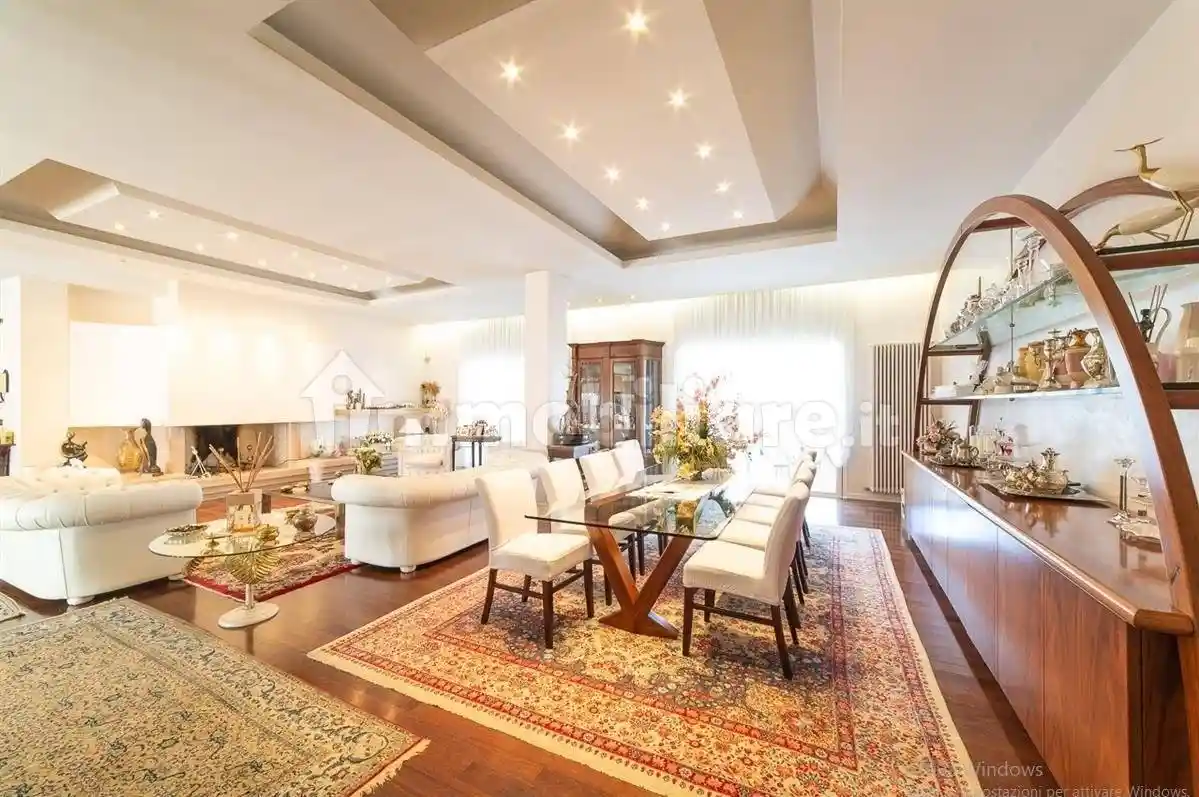 Villa in vendita a Misano Adriatico